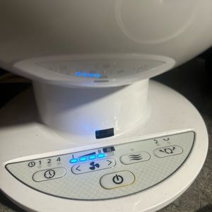 HOT AND IN NEED OF A FAN 💨 well here’s to know…